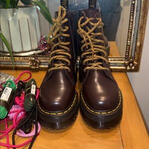 Dr. Martens Jadon Boot Smooth Leather Platforms. Array of shoe laces included.